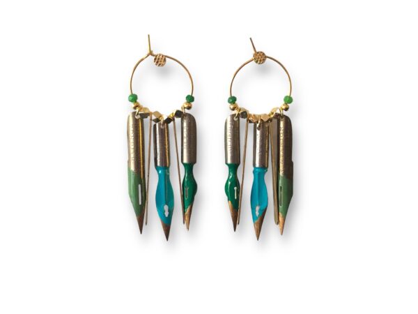 Boucles d'oreilles rondes plumes de calligraphie vert et bleu Graffiti