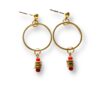 Boucles d'oreilles courtes écrous rouge Oh la la ! - créoles dorées, écrous en laiton et perles rouges.