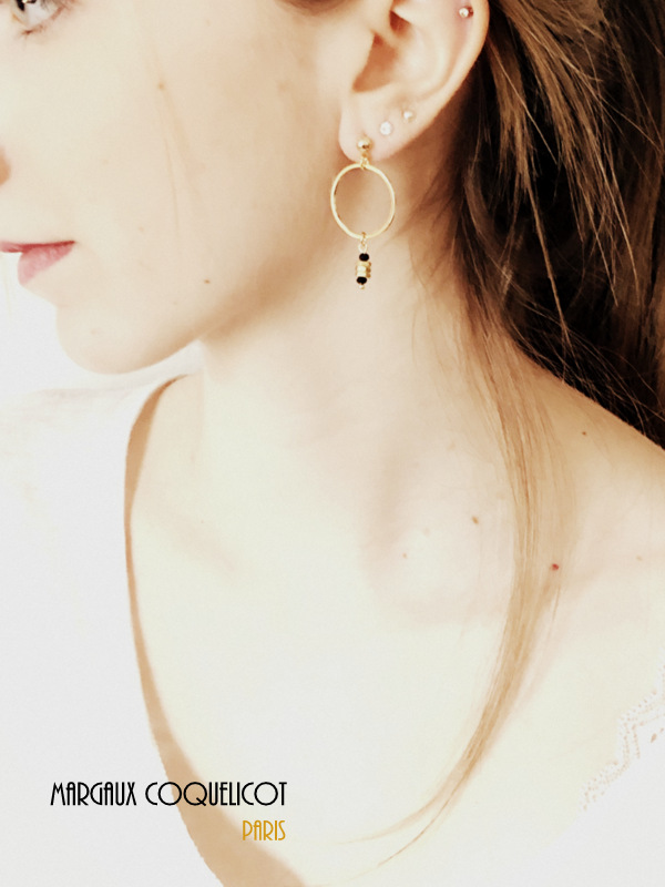 Boucles d'oreilles courtes écrous vert Oh la la ! - vue portées.