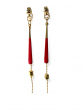 Boucles d'oreilles longues écrous émail rouge Oh la la ! - vue de près.