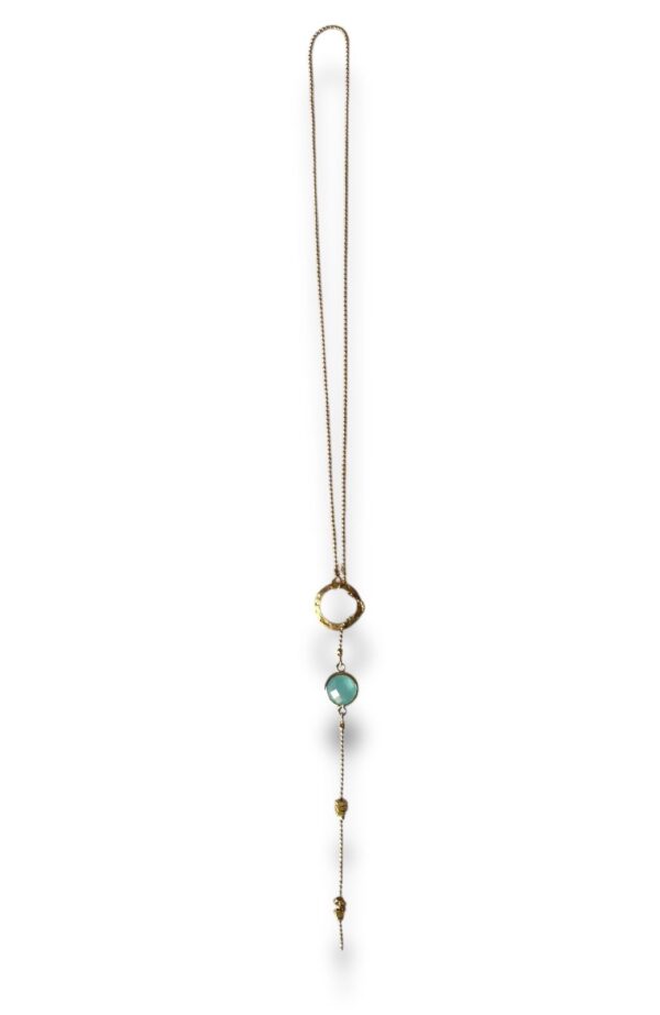 Collier cravate écrous pierre bleu ciel Oh la la ! accroché.
