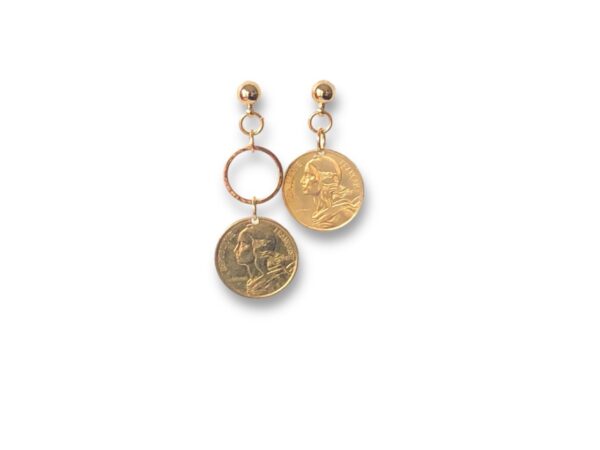 Boucles d'oreilles asymétriques pièce de monnaie 5 centimes Margaux Coquelicot.