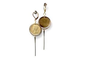 Boucles d'oreilles avec pièces de monnaie et tige Margaux Coquelicot.