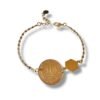 Bracelet artisanal avec pièce de 10 centimes de franc de 1993 et chaîne dorée – bijou vintage fait main.