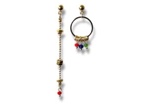 Boucles d'oreilles dépareillées rouge de la collection Oh la la !