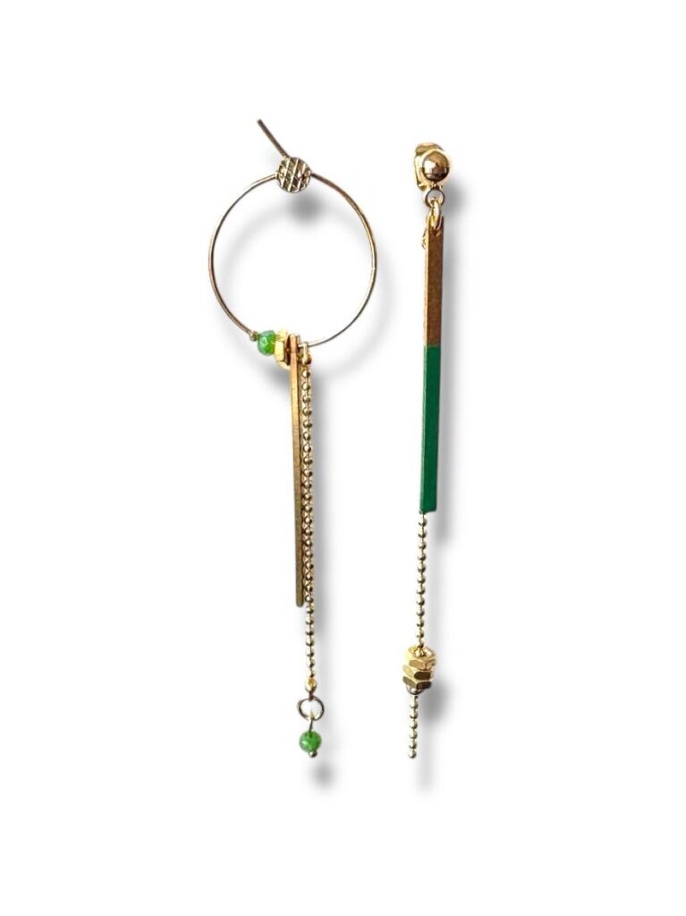 boucles asymetriques vertes
