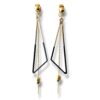Boucles d'oreilles écrous triangle émail noir Boucles d'oreilles écrous triangle émail noir Oh la la !