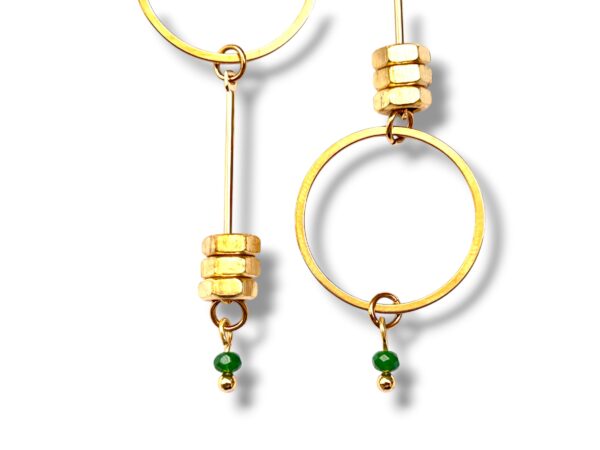 Boucles d'oreilles écrous asymétriques rond vert Oh la la !